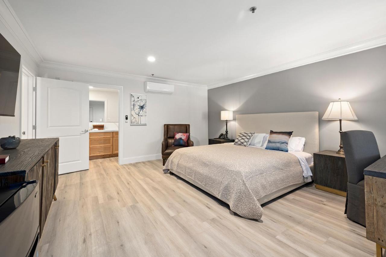 Hotel Huntington Duarte Bagian luar foto