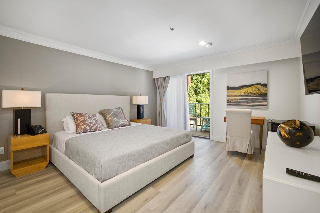 Hotel Huntington Duarte Bagian luar foto