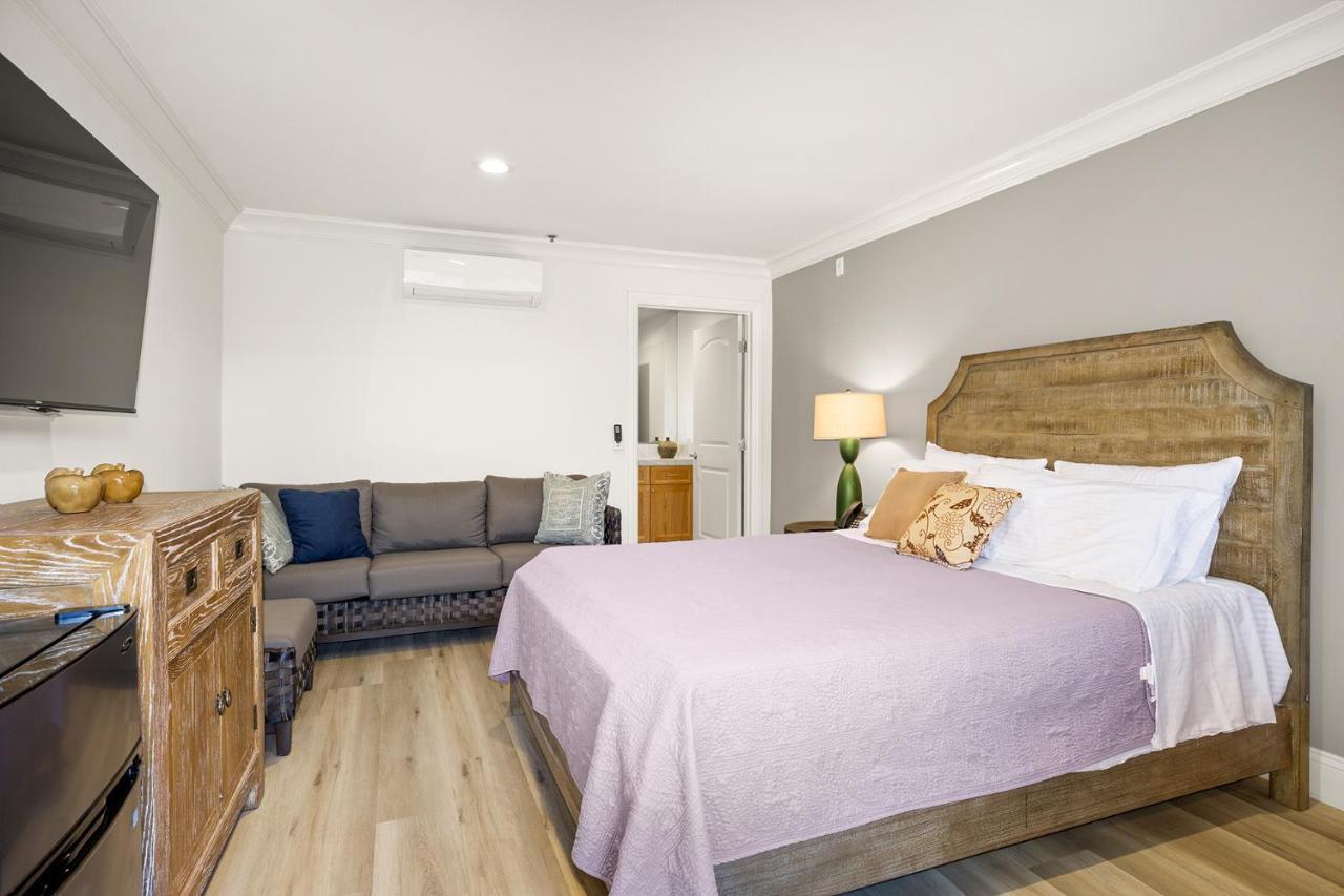 Hotel Huntington Duarte Bagian luar foto